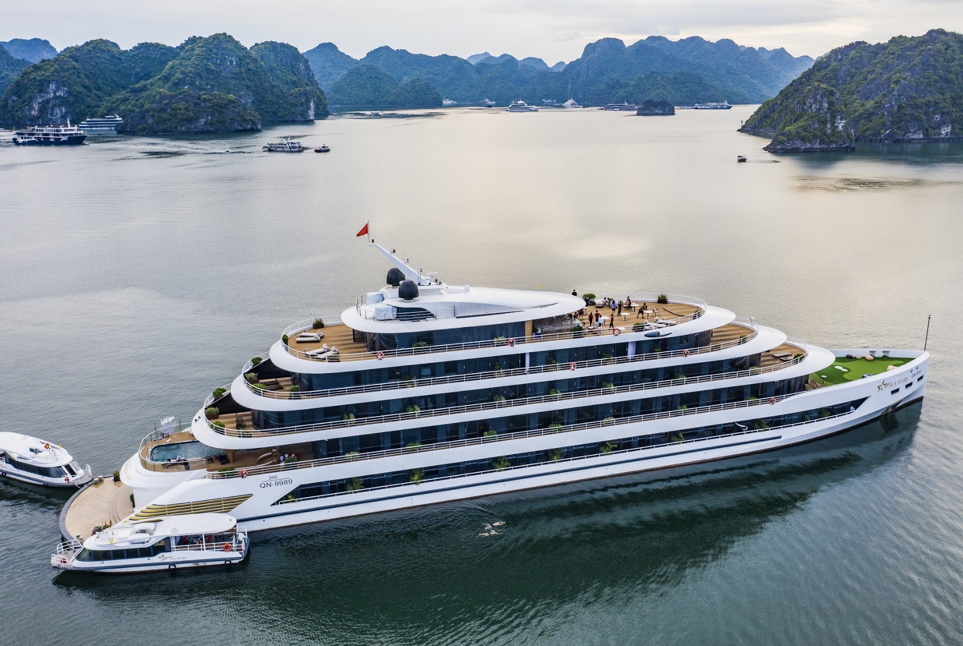 Sea Stars Cruise Ha Long