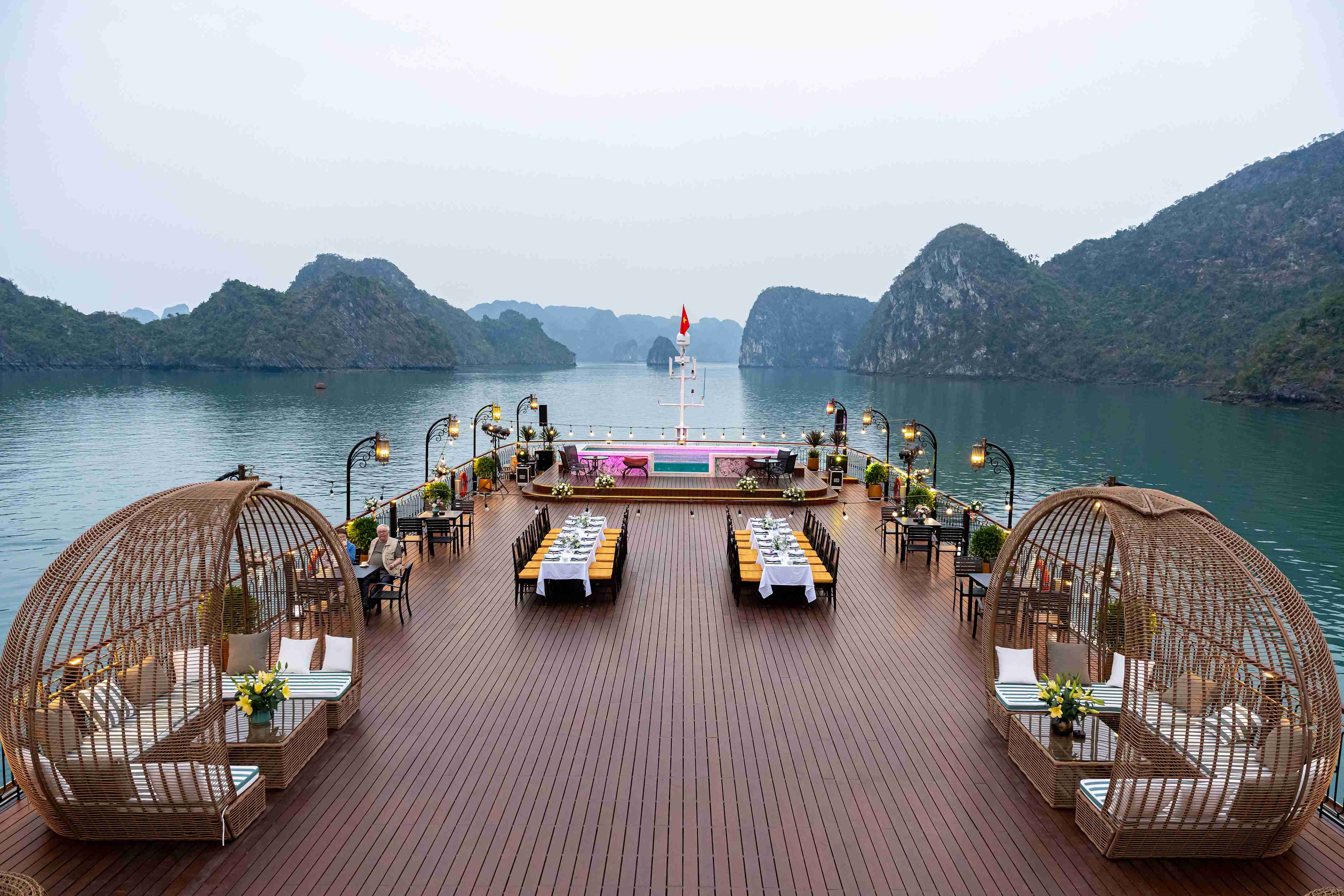 Indochine Grand Lan Ha Bay