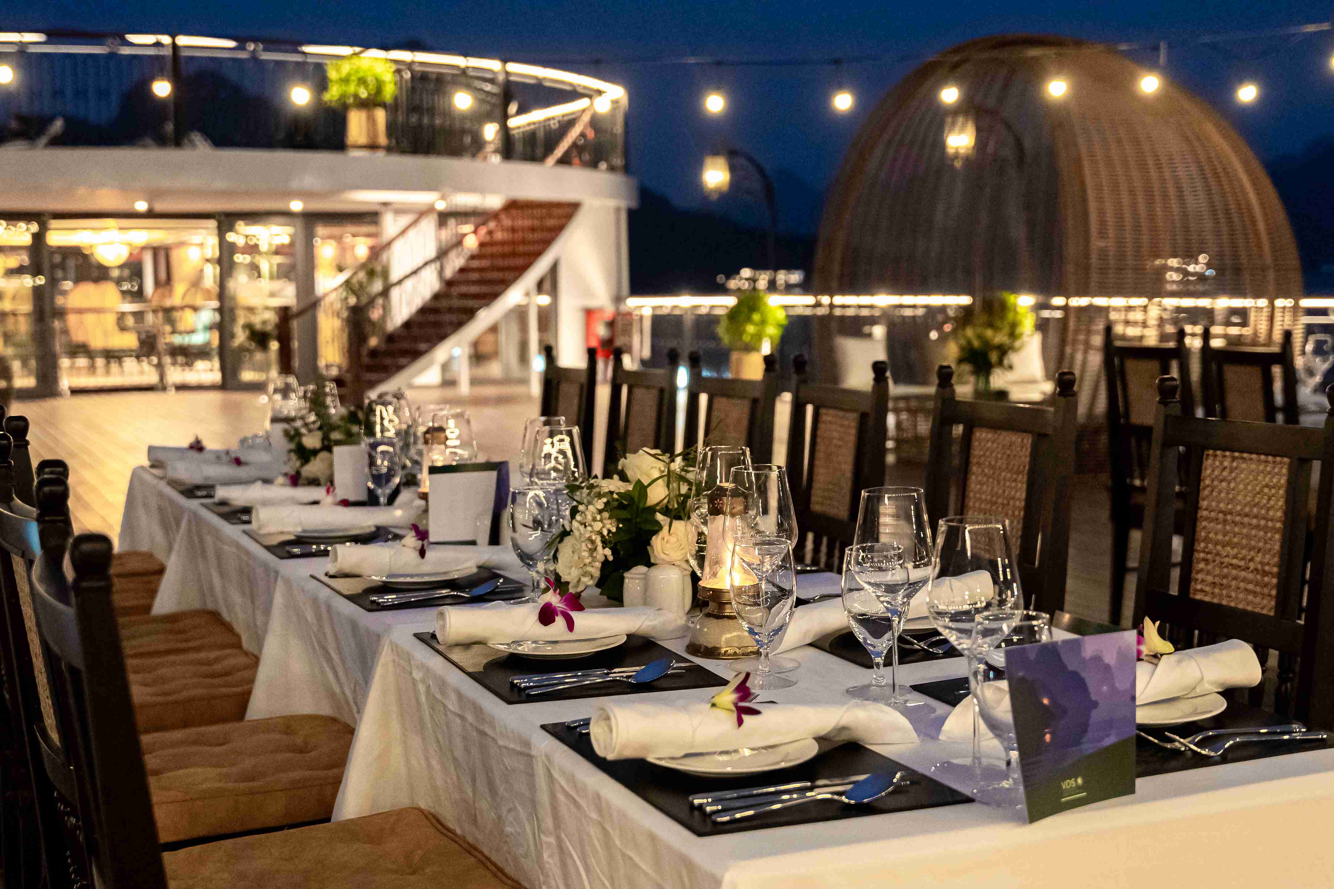 Indochine Grand Lan Ha Bay