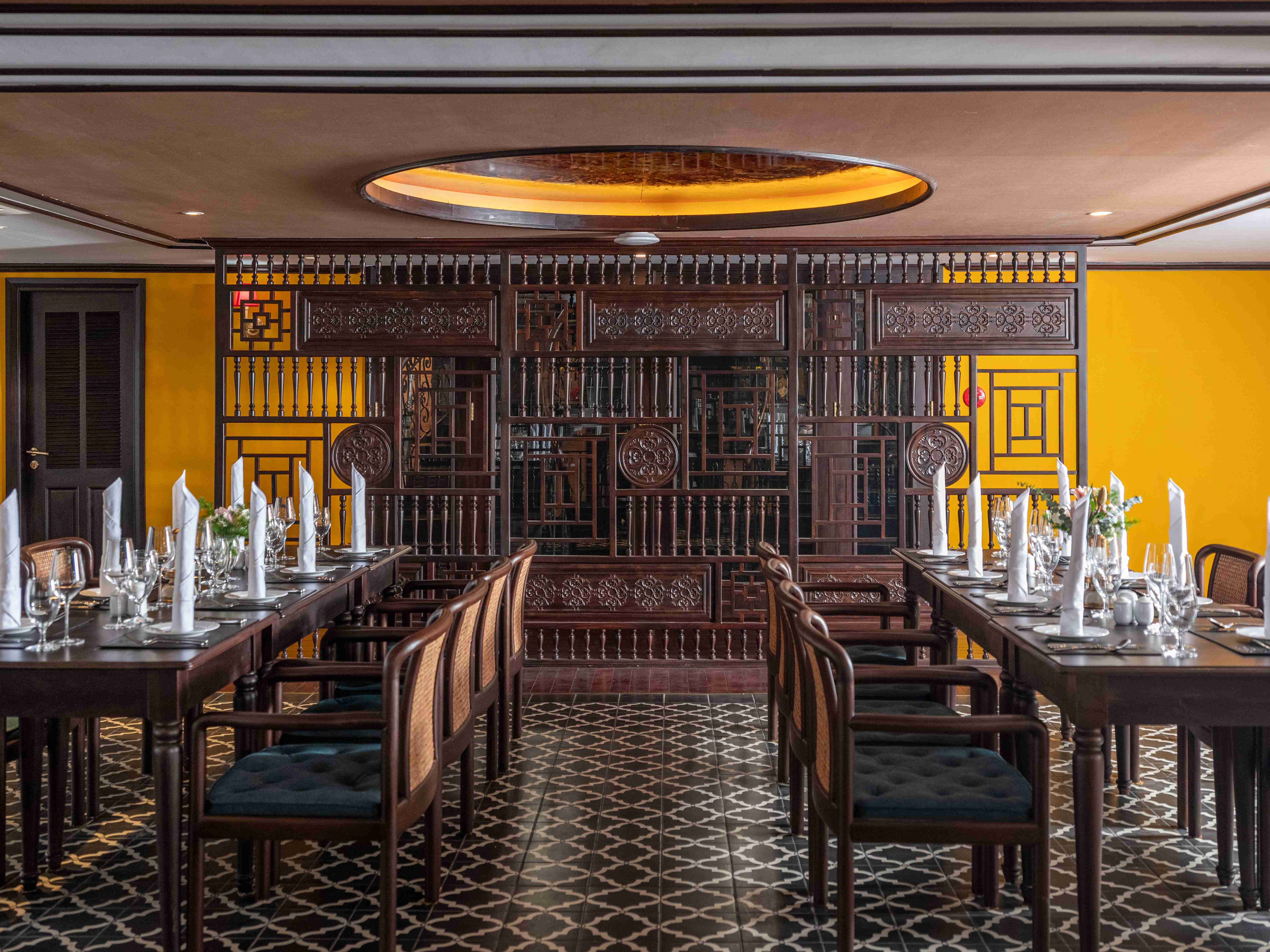 Indochine Grand Lan Ha Bay