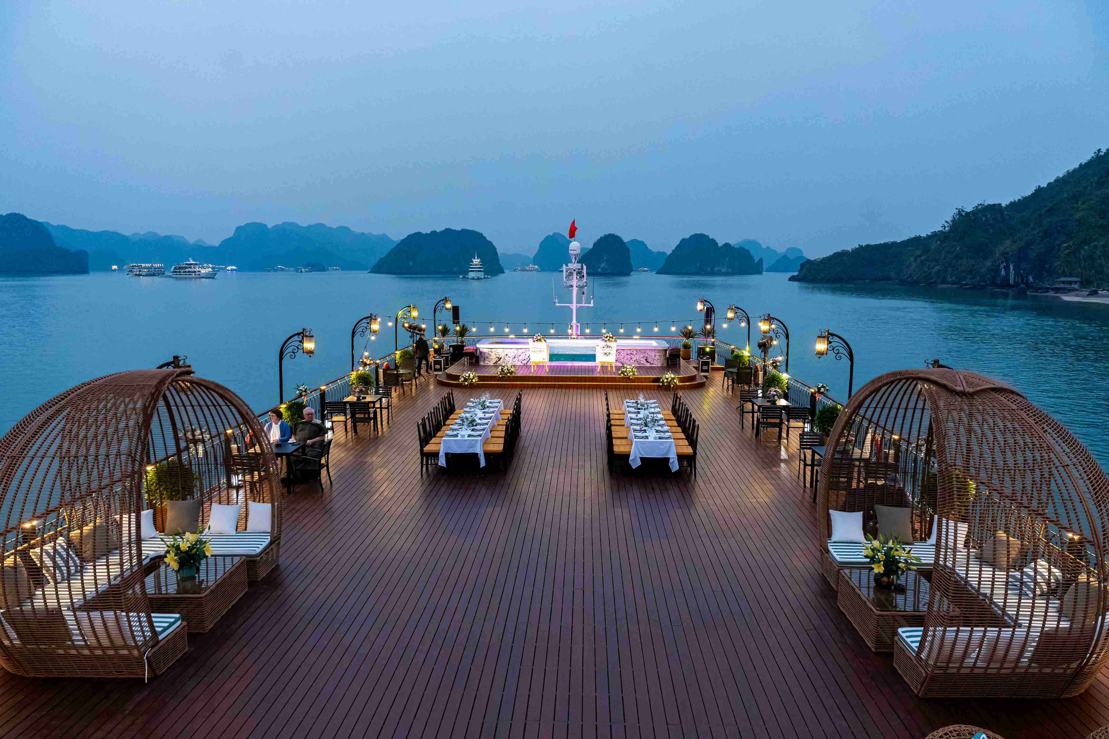 Indochine Grand Lan Ha Bay