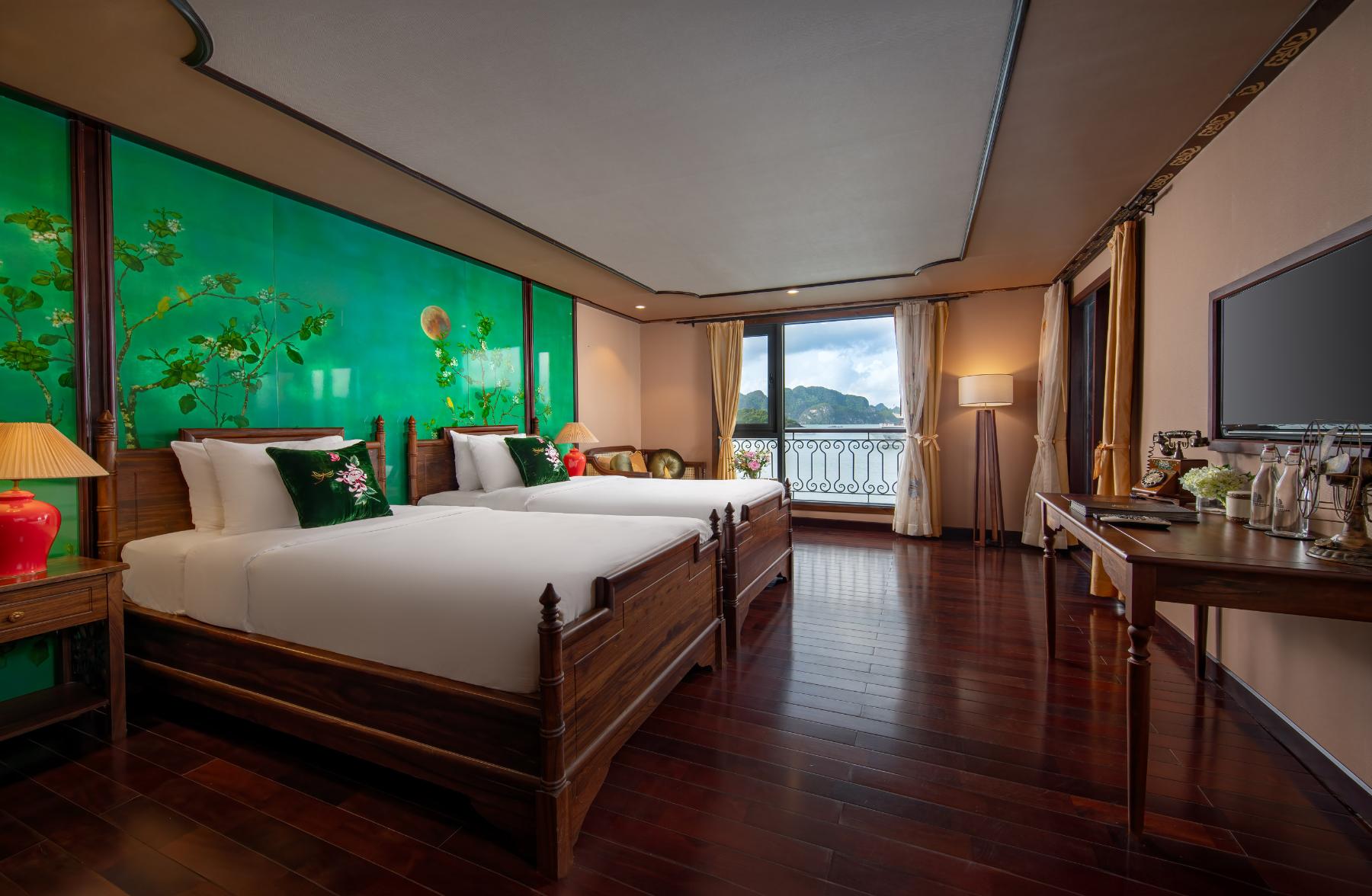 Indochine Cruise Lan Ha Bay