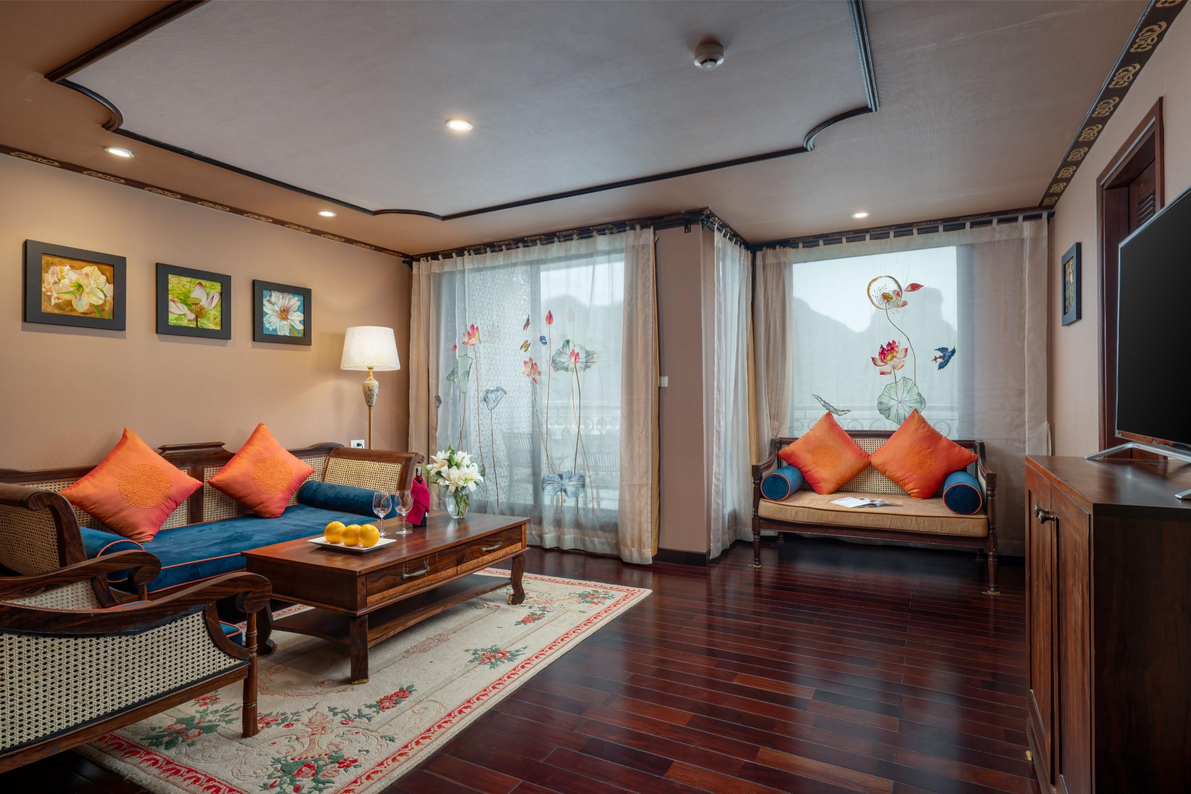 Indochine Cruise Lan Ha Bay