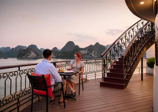 Indochine Cruise Lan Ha Bay