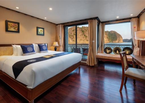 JUNIOR SUITE DOUBLE OR TWIN WITH SEA VIEW