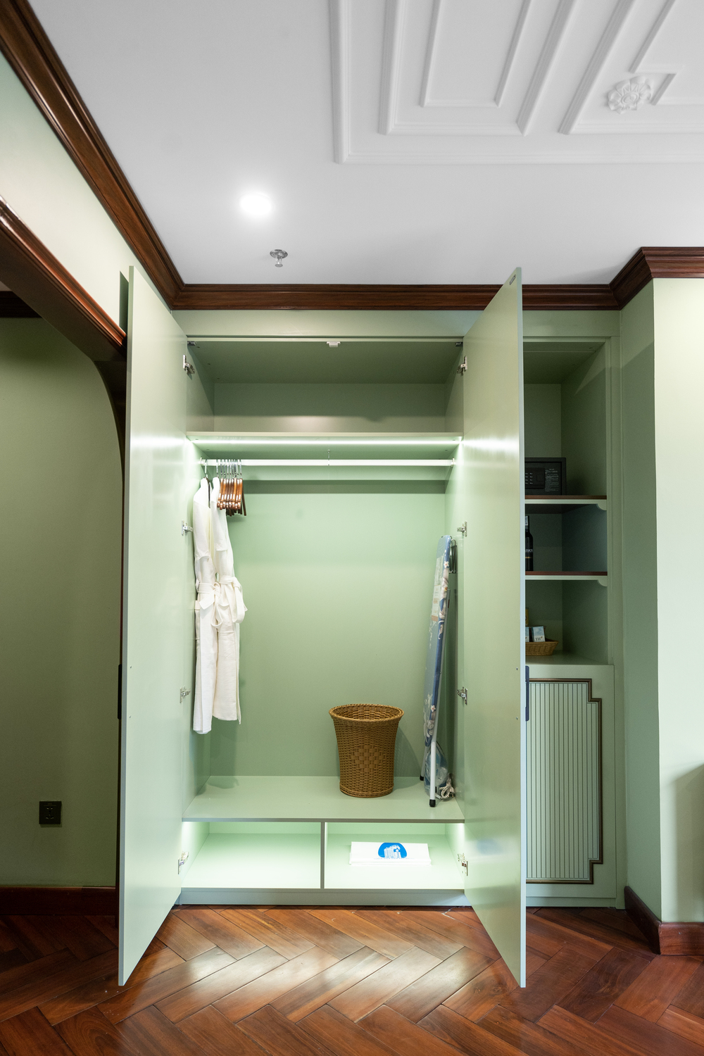 12A&B Dien Bien Phu Hanoi Hotel