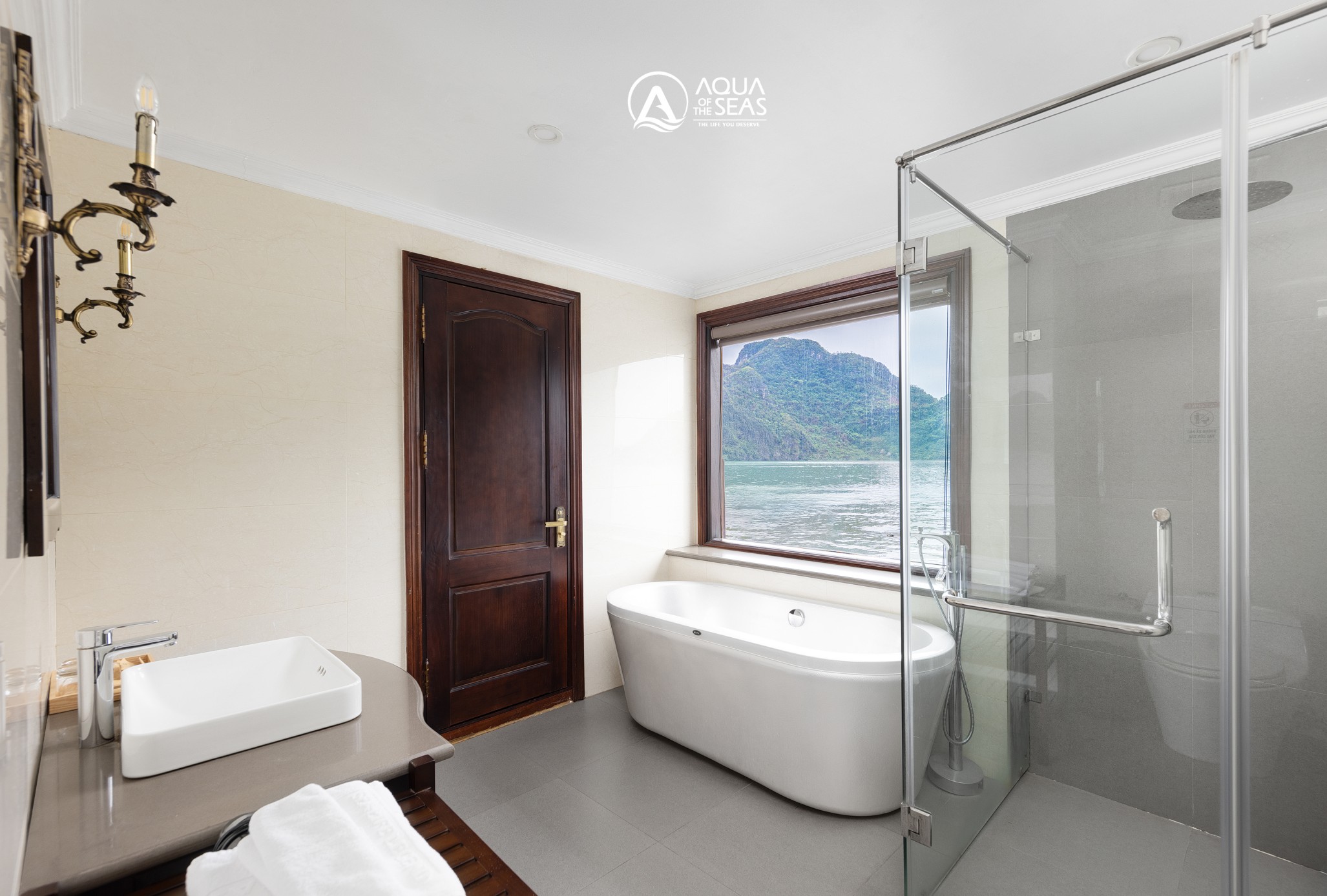 Aqua Of The Seas Cruise Halong